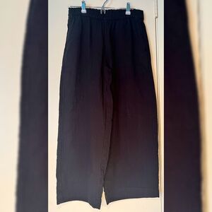 Old Navy Women's Black Relaxed-Fit Wide-Leg Trousers